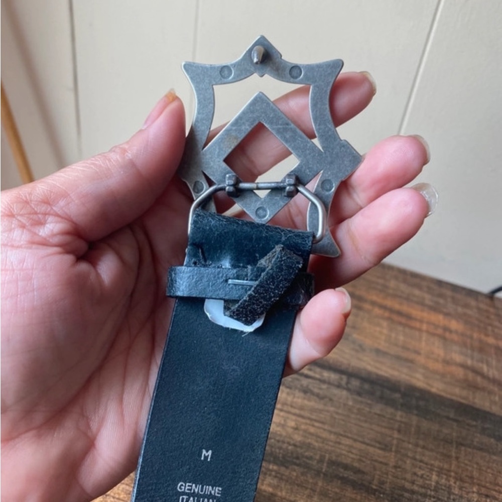 Express Leather Belt - Picture 4 of 7